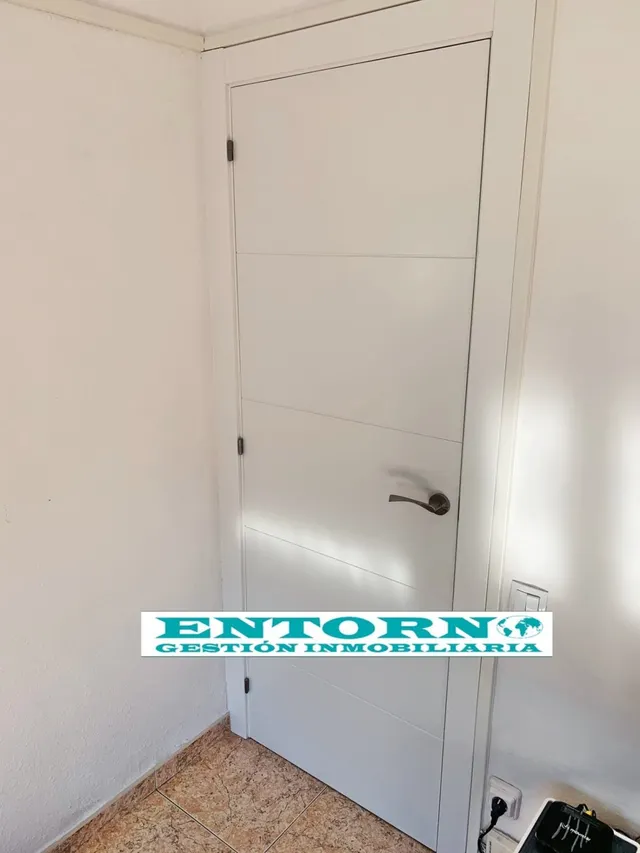 ¡¡¡ PISO CERCA DE LA RAMBLA, TOTALMENTE REFORMADO.!!! — 26