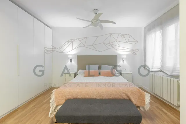 Comprar piso reformado con garaje junto a Plaza Xúquer — 29