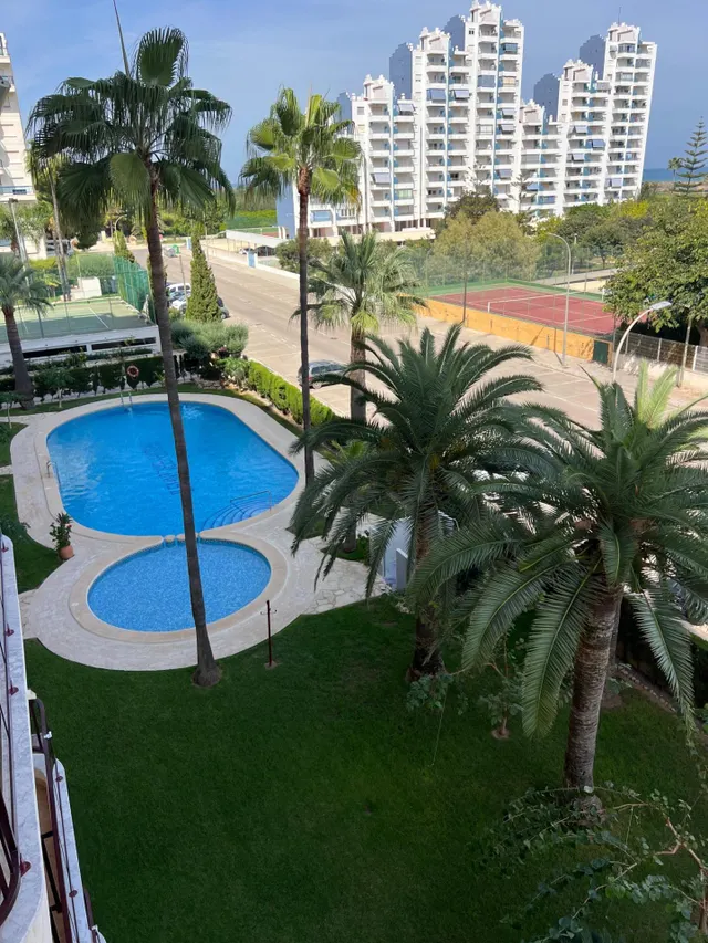 APARTAMENTO  ALQUILER TEMPORAL HASTA EL 30 DE JUNIO — 40