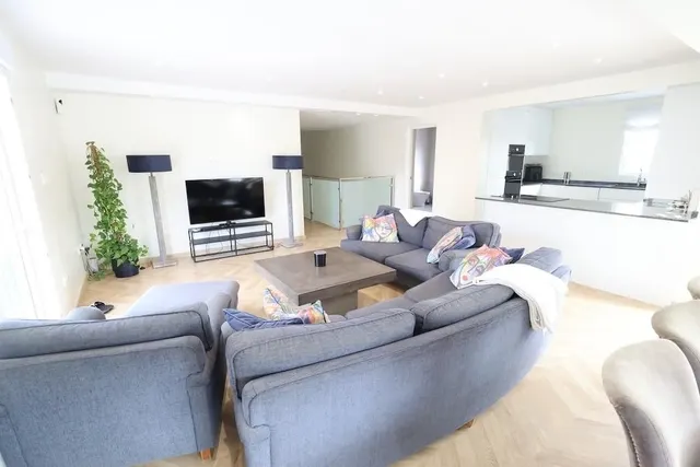 Villa 5 habitaciones 235m² en venta - Los Balcones - Los Altos del Edén — 7