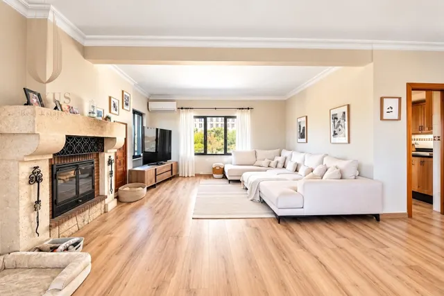 VILLA MEDITERRÁNEA CON GRAN PARCELA, PISCINA Y ESPACIO PARA TODA LA FAMILIA ☀️ — 38