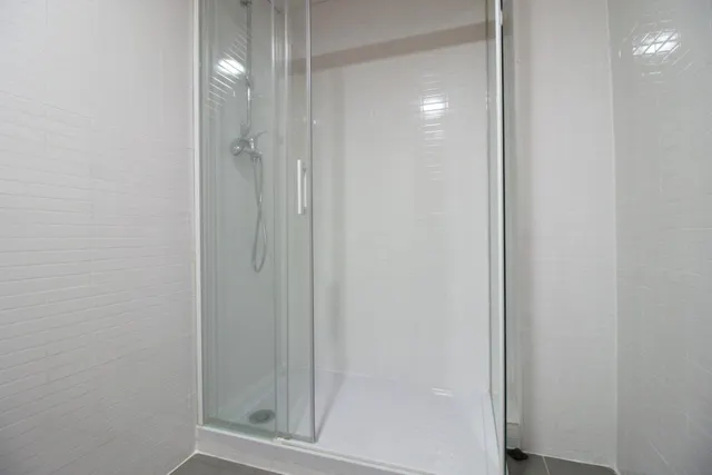 Vivienda en dos alturas con terraza privada y pérgola en Alaquàs — 22