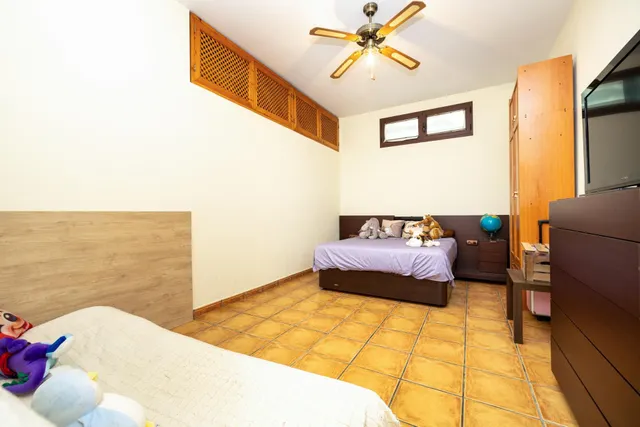 CHALET DE ENSUEÑO EN LA URB. VIÑA DEL REY...EN OTURA — 37