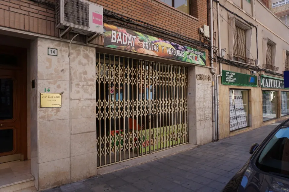LOCAL COMERCIAL EN AVENIDA DE CHAPI