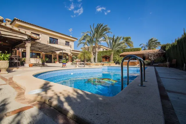 ¡SENSACIONAL CHALET EN PEÑA DE LAS ÁGUILAS! - foto 5