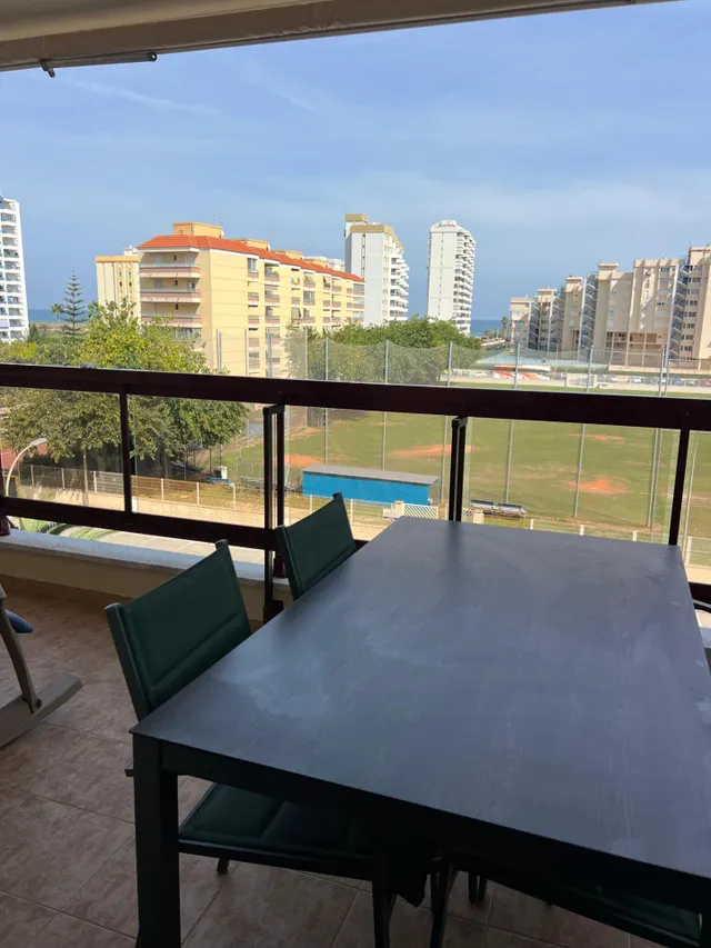 APARTAMENTO  ALQUILER TEMPORAL HASTA EL 30 DE JUNIO — 36