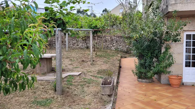Chalet 6 dormitorios en Vilanova de Arousa — 17