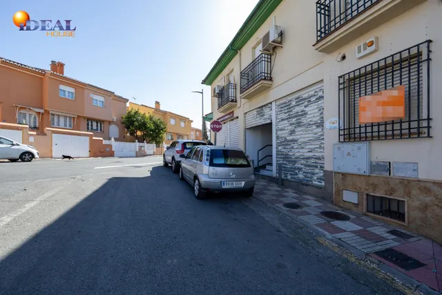 Local de 130 m2, diafano en Gojar, cerca del centro, en zona residencial con mucho paso de vehiculos — 18