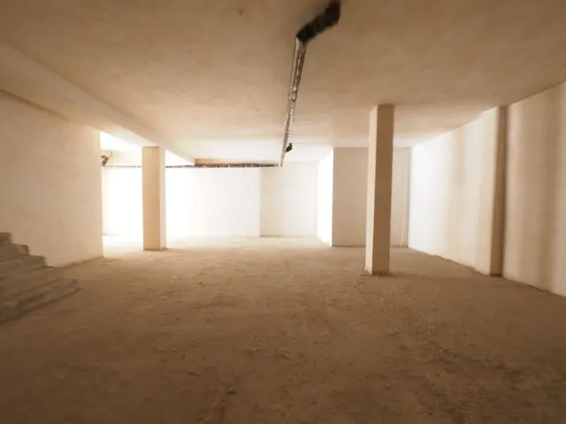 Se vende local comercial en Santa Coloma de gramanet — 3