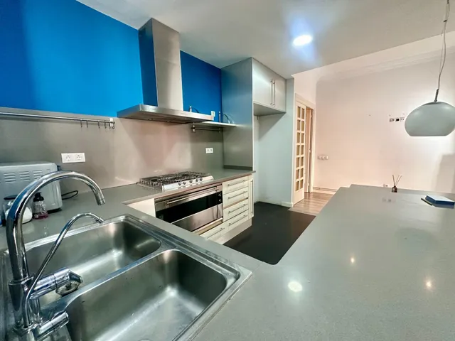 Piso Señorial en Balmes con  Doble Orientación — 11