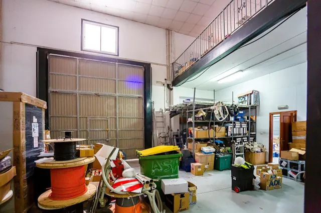 Magnífica Nave en Polígono Industrial de Las Quemadas — 4
