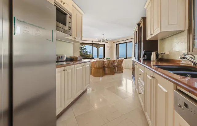 Chalet 5 habitaciones 571m² en venta - Marbella — 4