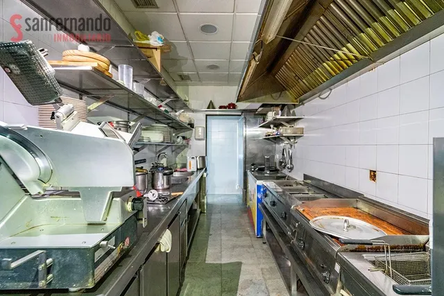 Local habilitado para Hostelería en Maliaño - foto 4