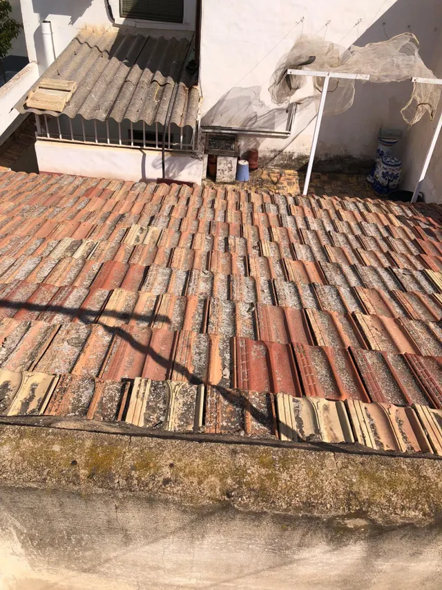 VIVIENDA UNIFAMILIAR DE ESQUINA EN EL TOSCAR GRUPO CAM PARA REFORMAR COMPLETAMENTE — 12