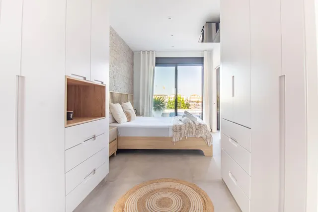 Villa de 3 dormitorios y 3 baños en santiago de la rivera (san pedro del pinatar) — 25