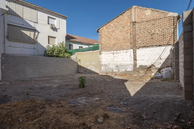 EXCELENTE SOLAR EN VENTA EN ARMILLA (JUNTO PLAZA ESPAÑA) — 8