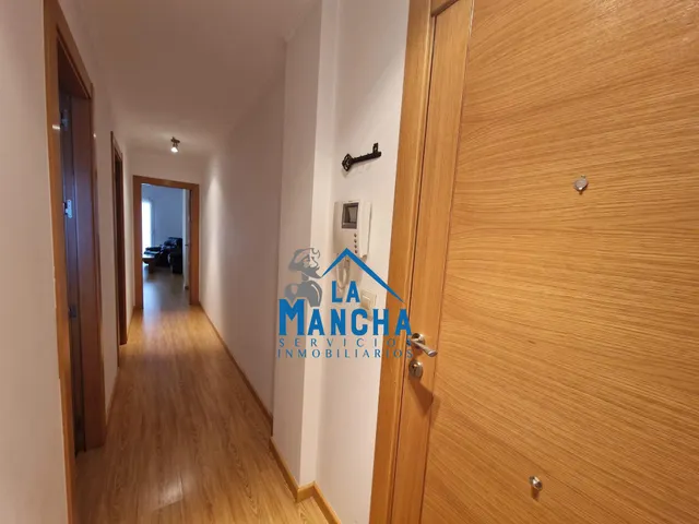 *750€ al mes* inmobiliaria la mancha alquila piso con garaje en el centro de Albacete — 15