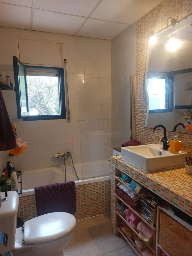 Chalet de 71 m2 con terraza y piscina a muy pocos metros de la playa — 38