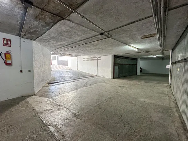 Amplio Parking en Venta en Els Pins, Blanes zona Mercadona — 7