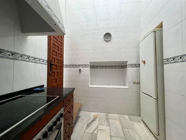 C. EXCLUSIVA CASA EN LA JUDERÍA A 5 MINUTOS DE LA MEZQUITA-CATEDRAL CON GARAJE Y ASCENSOR — 20