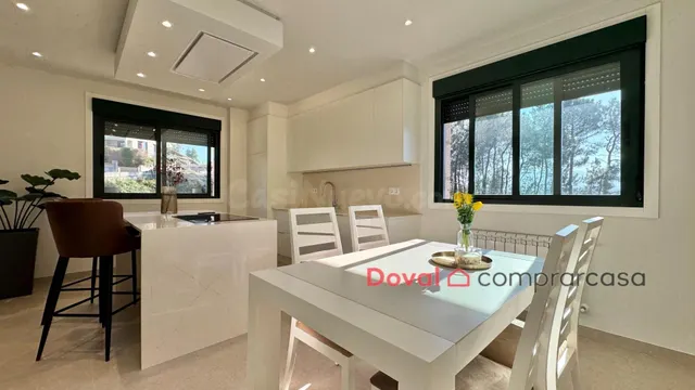 Espectacular casa de piedra con encanto, amplitud y un mundo - foto 2