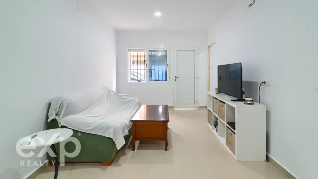 CASA EN ALGEMESI — 42
