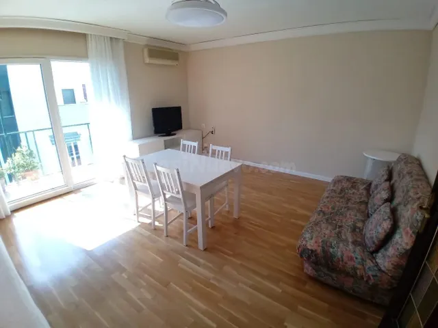 PISO EN ZONA ALTA - RECTORAT - foto 3
