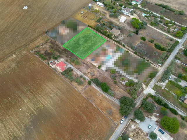 Parcela rústica de 2.000 m2 en Pago de Humo, Chiclana: tu terreno en el campo — 3