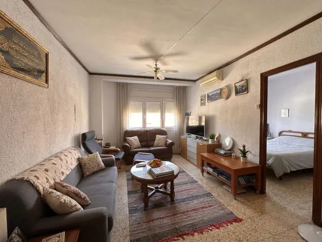 PALAMÓS: SE VENDE PISO CÉNTRICO DE 3 habitaciones CON INQUIL - foto 4
