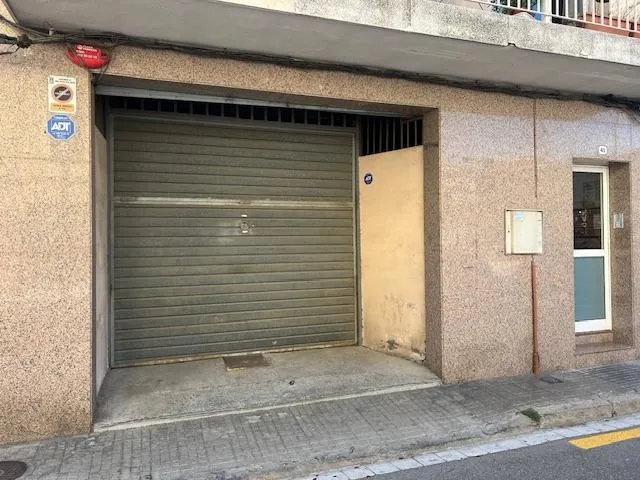 LOCAL COMERCIAL DE 400 M2 EN EL CENTRO DE SANT VICENS DELS HORTS