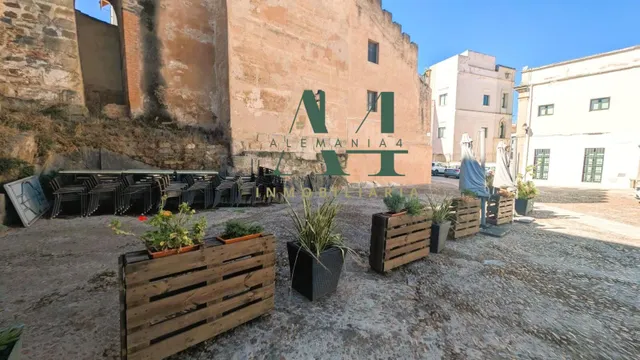 Negocio a pleno rendimiento en el casco antiguo de Cáceres — 11