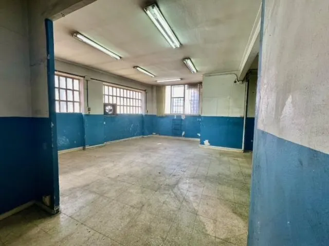 Loft industrial de 140 m2 para estudio creativo u oficina en Poblenou – 259.000 € — 34