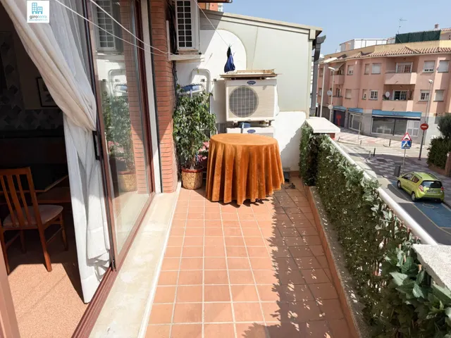PLANTA BAJA CON GARAJE EN VENTA — 22
