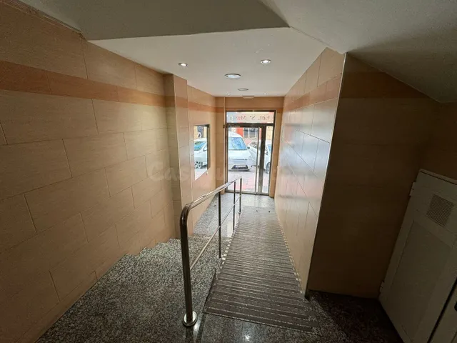 Piso de 3 dormitorios en Altamira, en pleno centro de Almería — 5