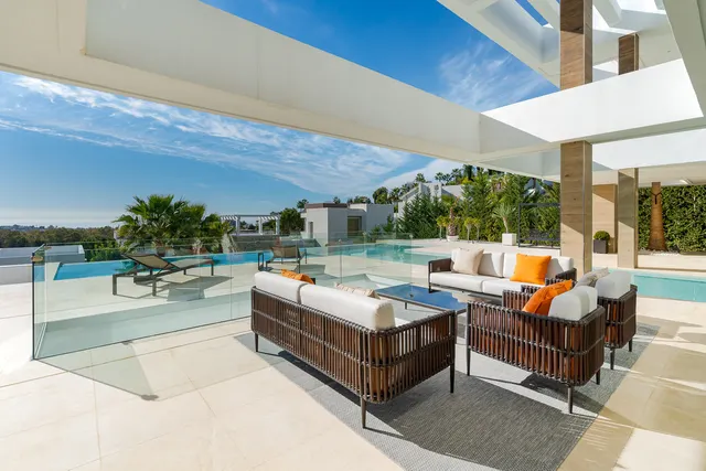 Chalet 5 habitaciones 625m² en venta - Costa del Sol — 40