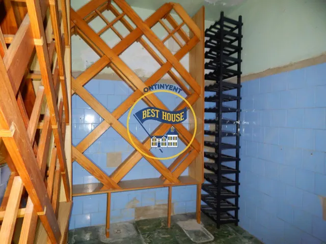 OPORTUNIDAD RESTAURANTE EN VENTA CON CASA EN BOCAIRENT — 24