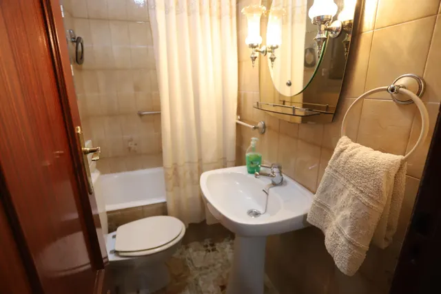 Piso en planta baja con 3 dormitorios ubicado junto a parque cervantes — 14