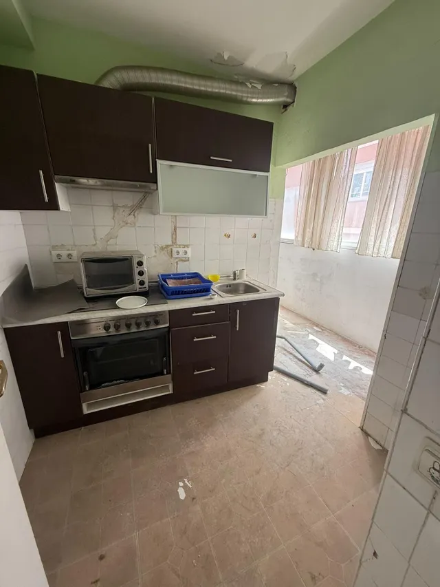 Oportunidad en Pinar del Rey: Piso de 3 dormitorios para reformar. — 7