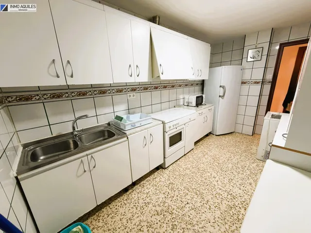 Piso 4 habitaciones 115m² en alquiler - Camino de ronda - foto 4