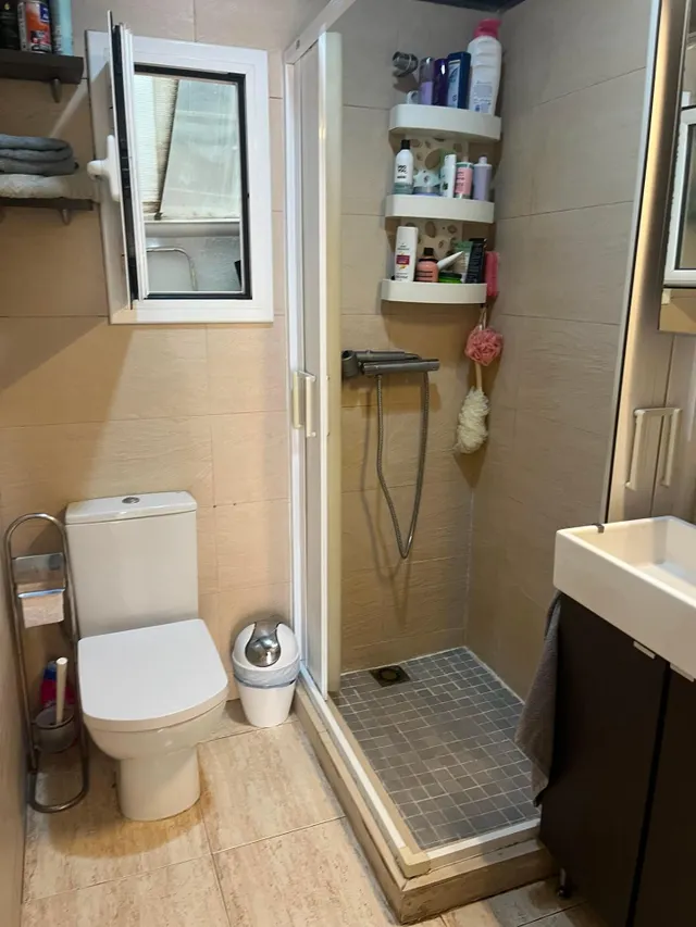 Piso en Badalona con 3 habitaciones y patio — 14