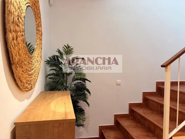 CASA TIPO DÚPLEX CON VISTAS AL MAR — 26