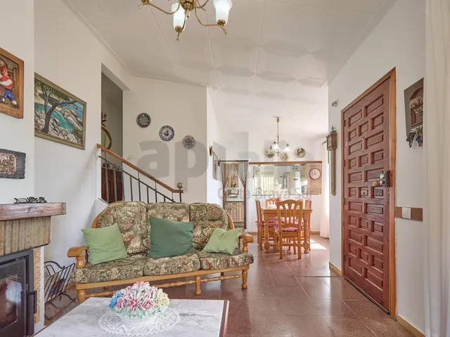 El encanto de Serra Brava: casa con jardín, terrazas y acceso independiente a la planta superior — 41