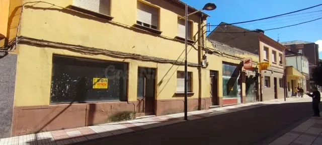 SE VENDE CASA ZONA CENTRO DE BEMBIBRE - foto 2