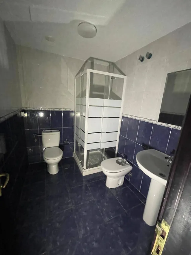 PISO EN VECINDARIO — 29