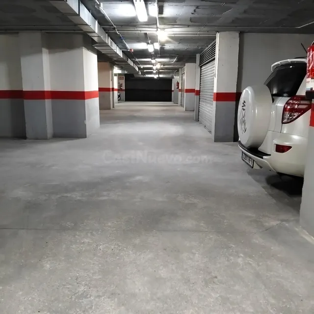 ¡Oportunidad Única! Garaje en Venta en Elda por solo €13,500 - foto 2