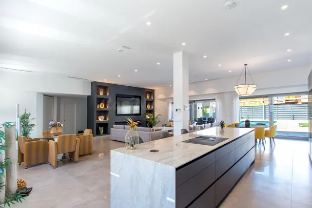Exclusividad, diseño y confort en un chalet único en Beniajá