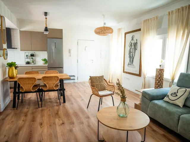 Espectacular ático dúplex con solárium privado y vistas despejadas en Conde de Ureña — 5