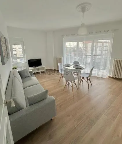 Piso 3 habitaciones 90m² en alquiler - Centro