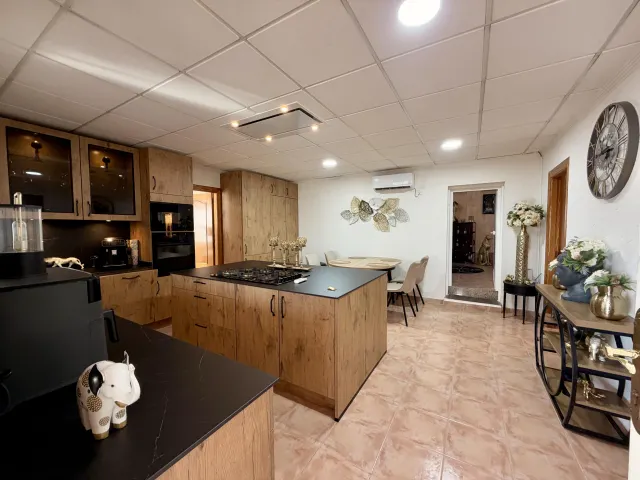 Villa 3 habitaciones 135m² en venta - Blanca — 47