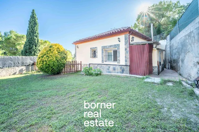 Casa con jardín en Sant Muç, Rubí — 13